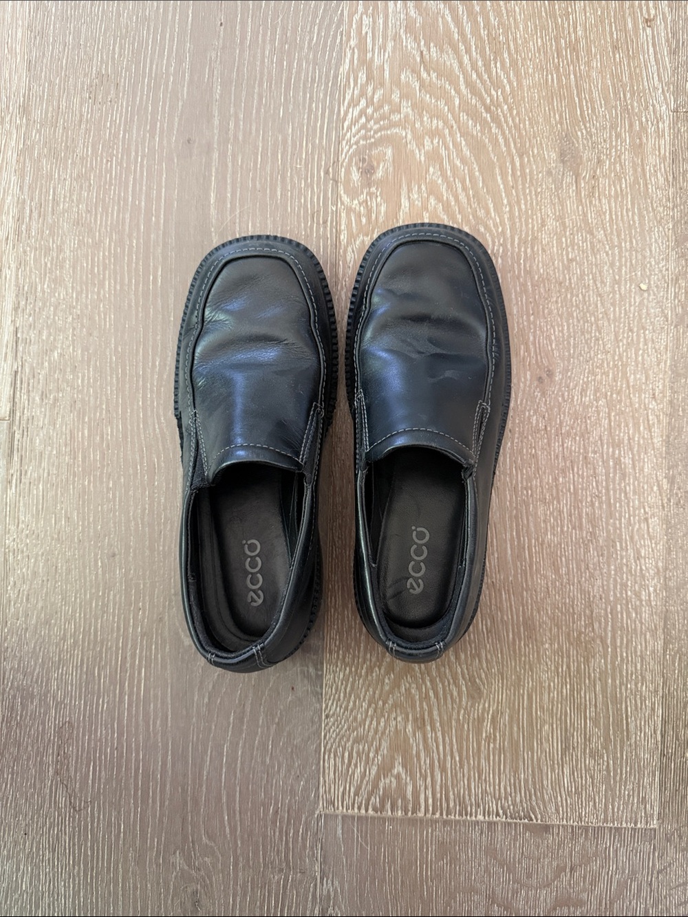 ECCO Men's Black Leather Slip-On Loafers